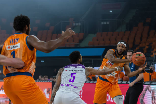 其青铜大立 其青铜大立