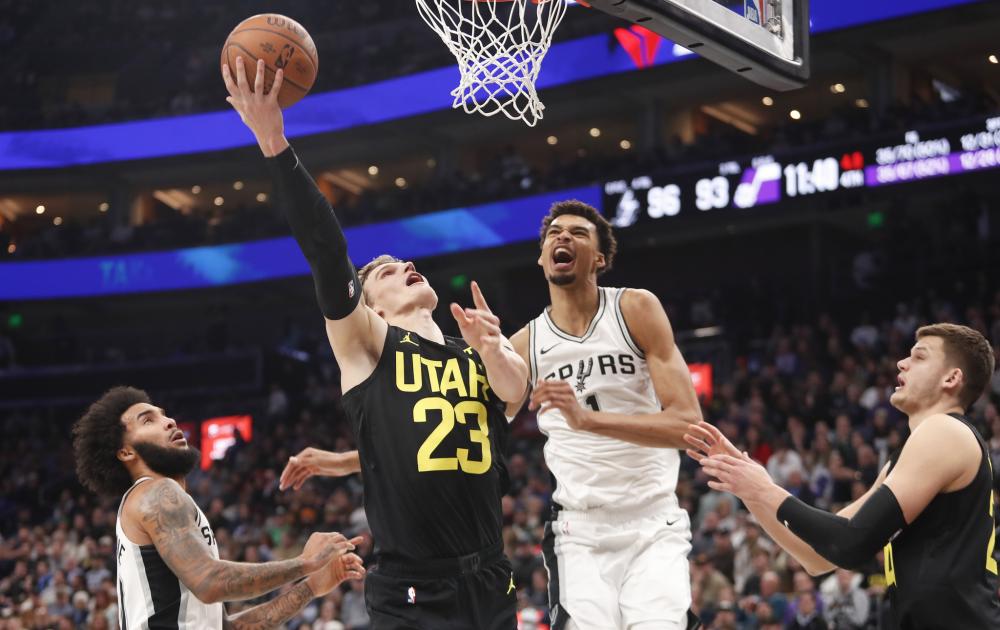 对比赛末段 对比赛末段